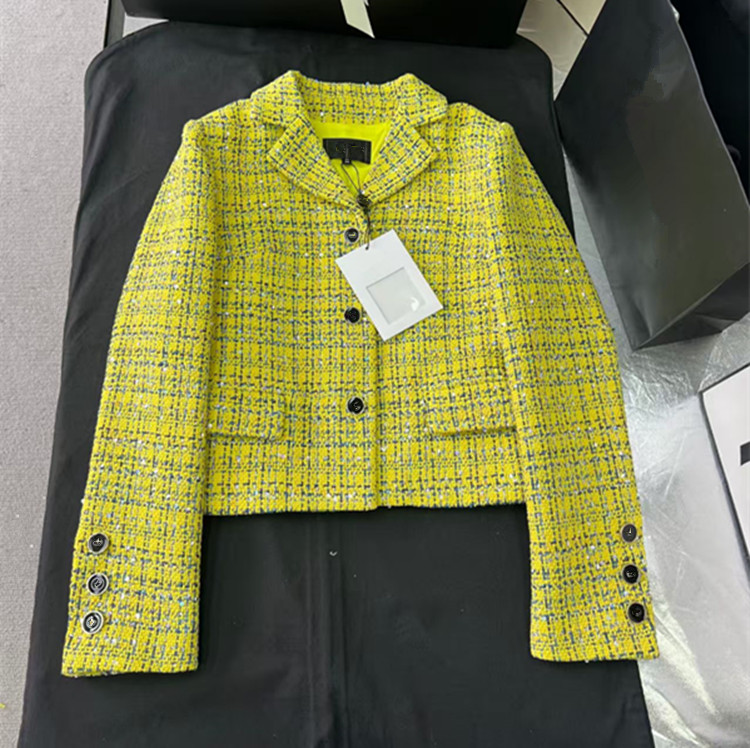Avrupa Kadın Giyiminde Özelleş - Clothing Style Winter incelemesi ve fiyatı